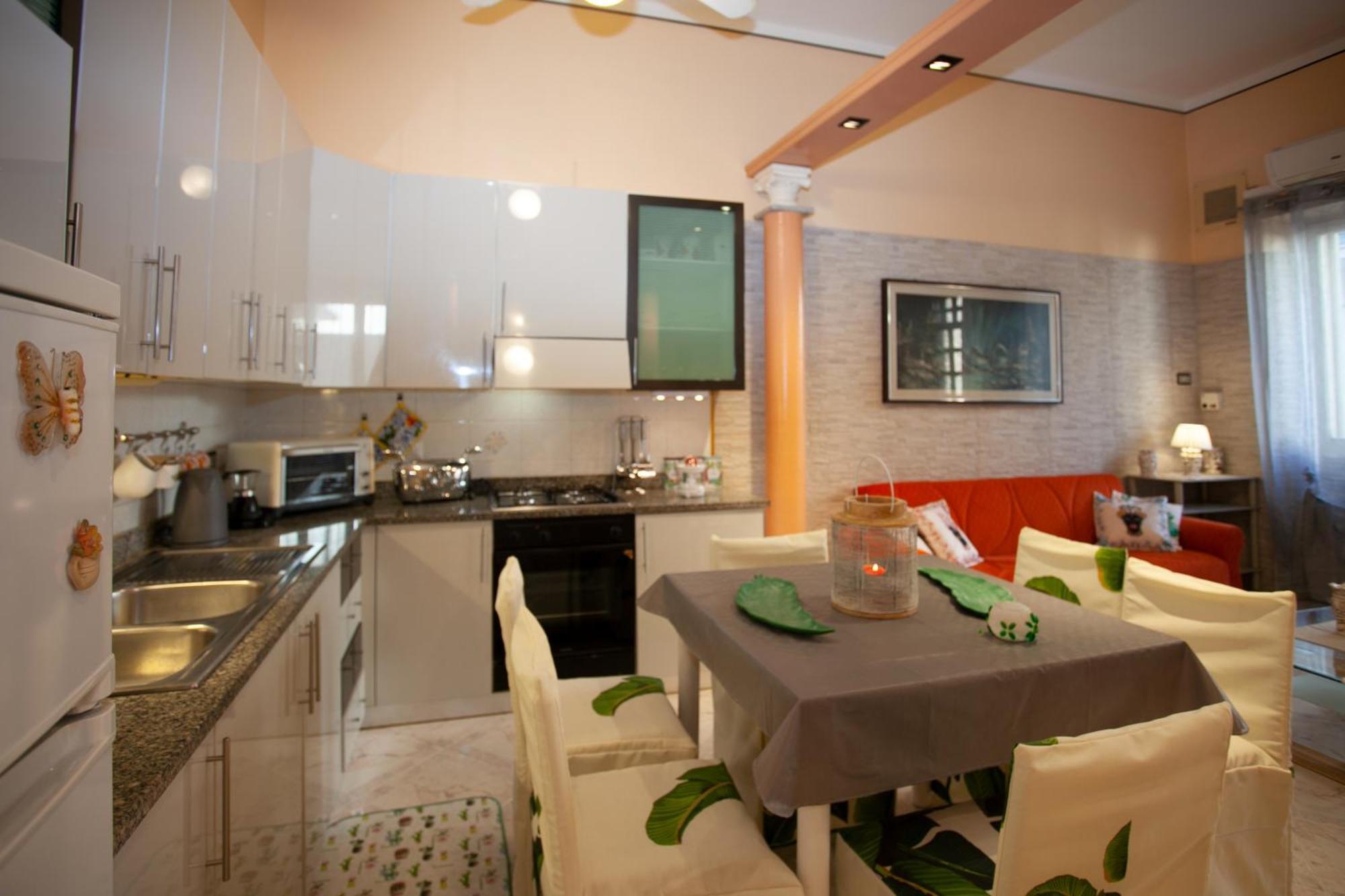 Casa Rosamaria Apartment Giardini Naxos Exterior photo